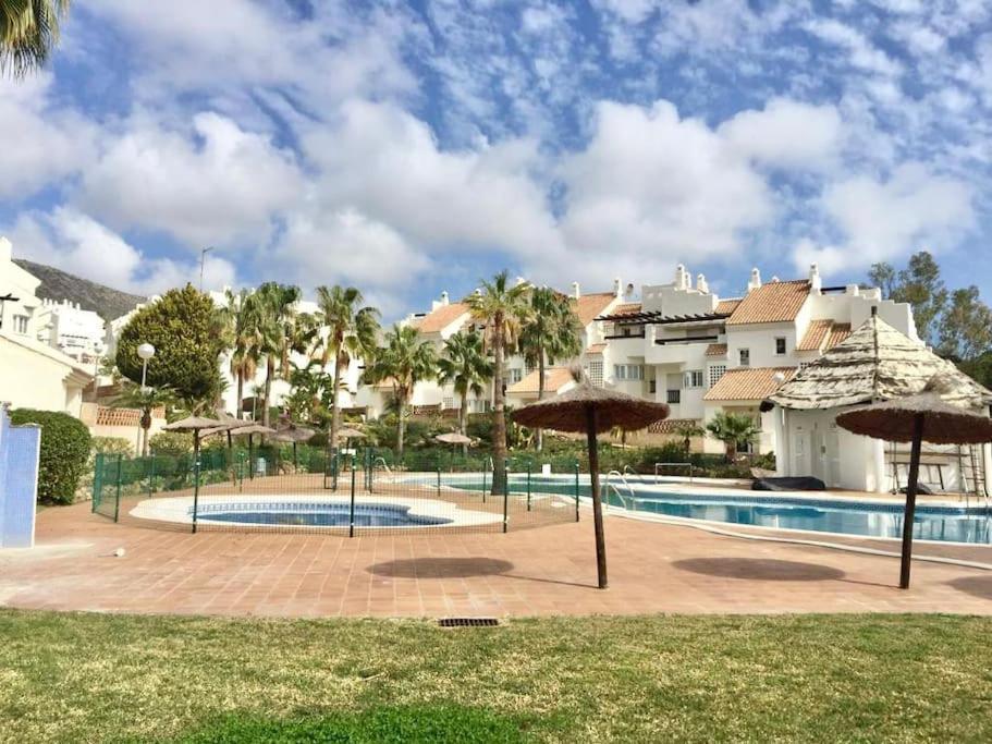 Beautiful Apartment With Pools, Playground And Paddle Tennis - Family Friendly And Near Vithas Hospital - Free Parking In Garage Benalmádena Εξωτερικό φωτογραφία